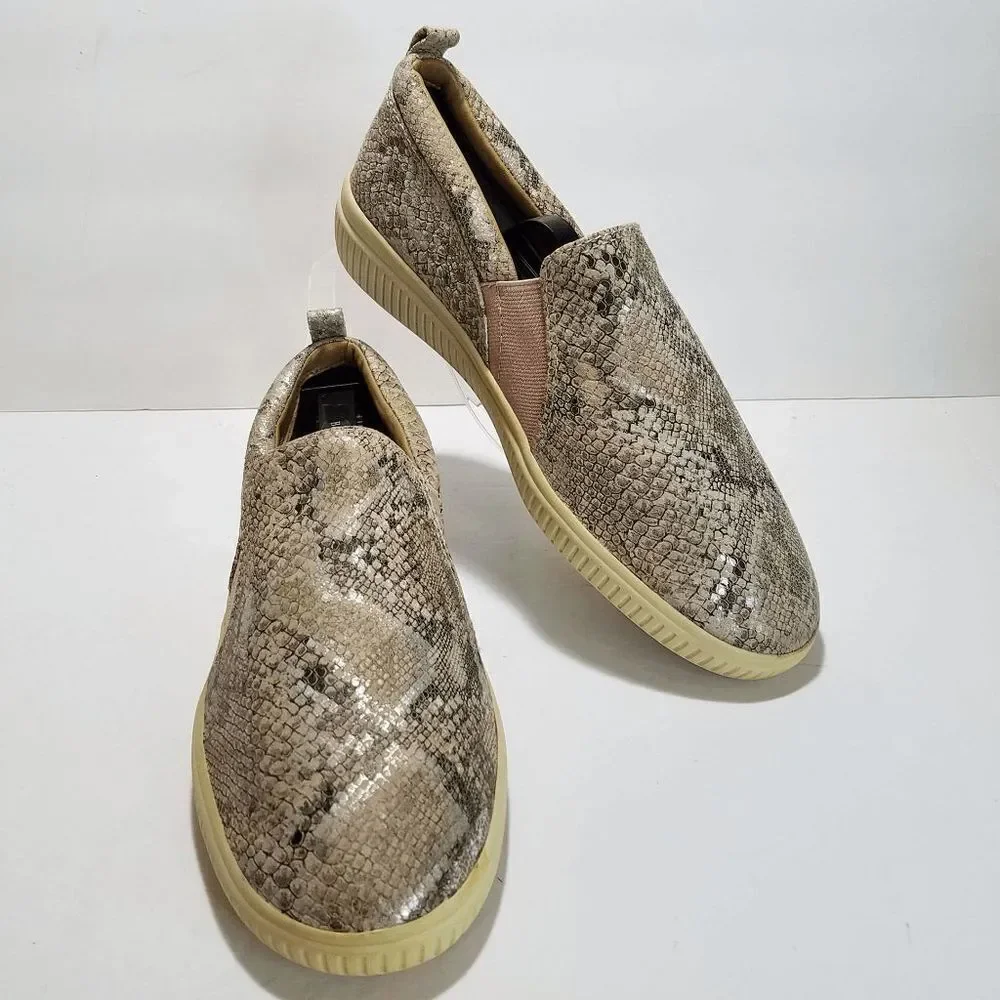 Nurture Brayline Slip On Snake Print Leather Sneakers Shoes Womens Sz 7.5